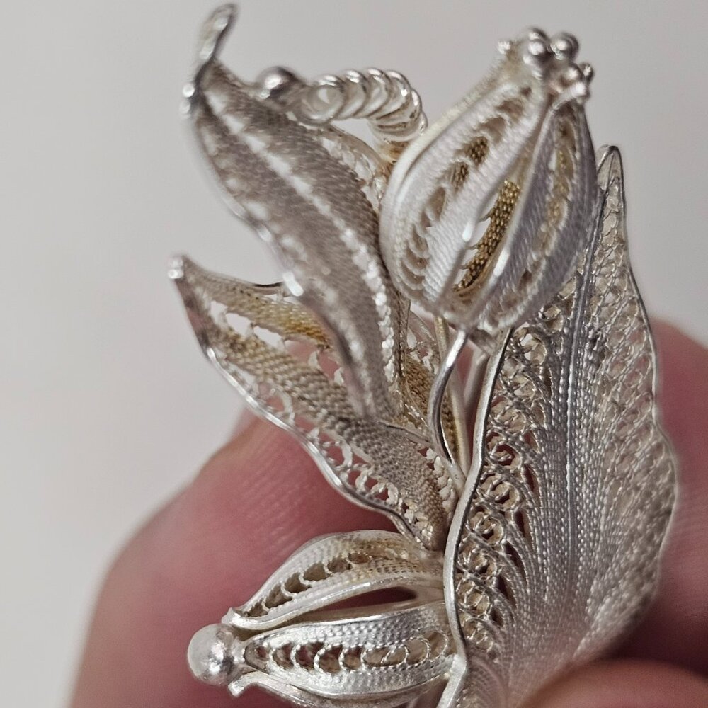 925 Silver Floral Filigree Brooch Tulip Flowers Leaf Vintage Pin Hook C Closure - Picture 5 of 9